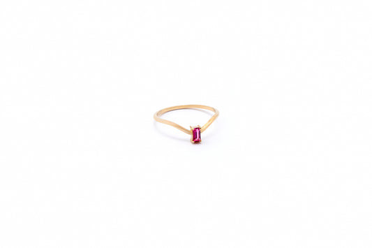 Curved Stackable Ring with Baguette Pink Tourmaline